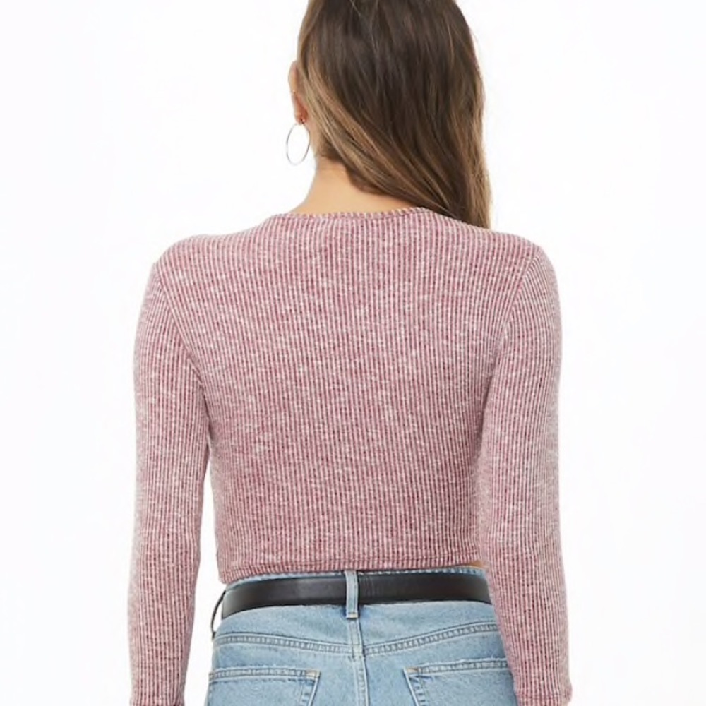 ⭐️FOREVER 21 • Ribbed Crop Top - Picture 4 of 4